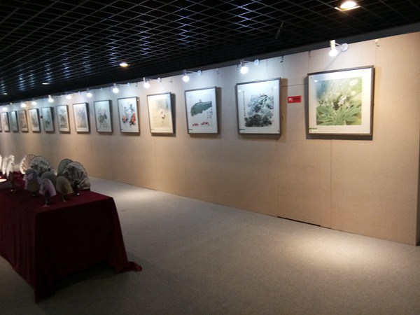 高档无缝挂画展板