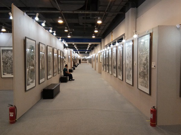 高档无缝挂画展板