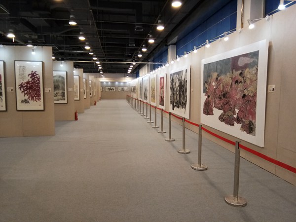 高档无缝挂画展板