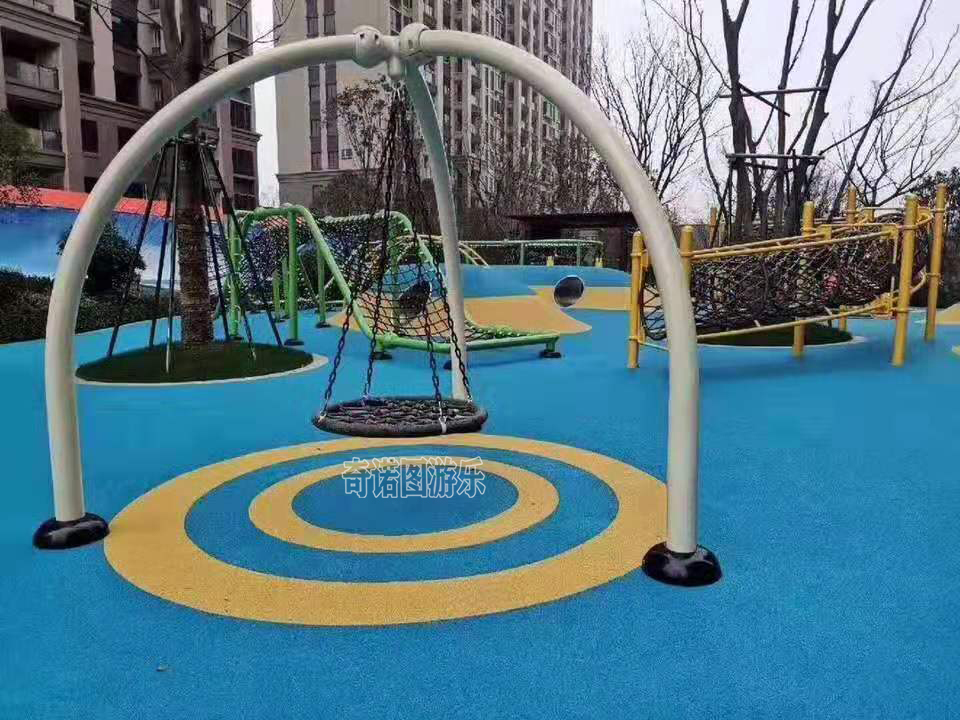 秋千跷跷板