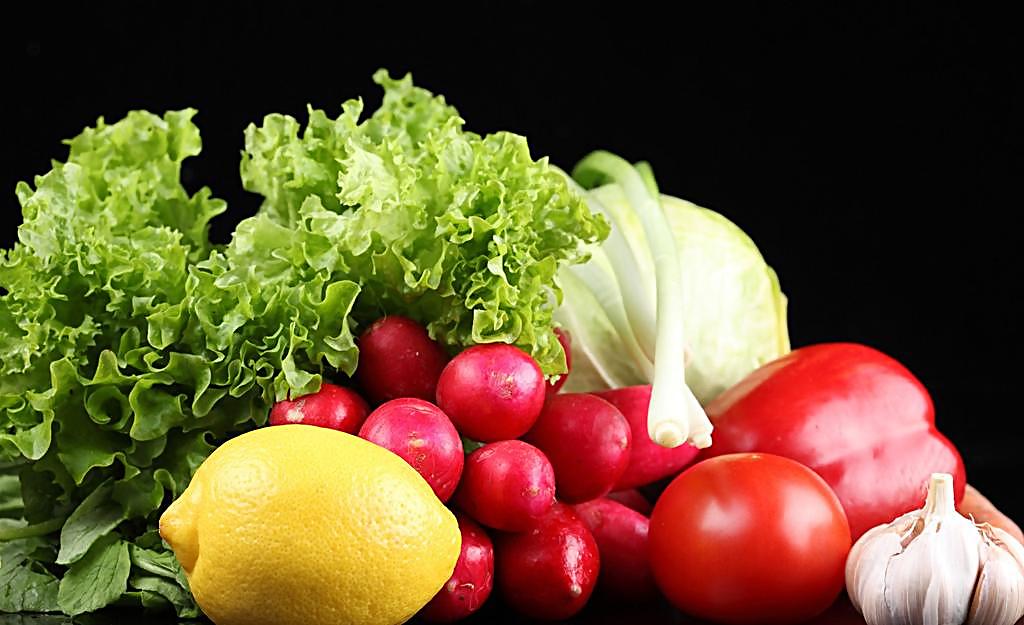 Fresh vegetables have tips