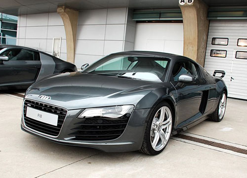 奥迪R8