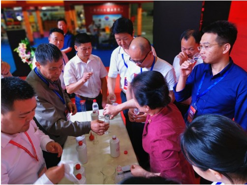 遵义名酒神州行再燃江城，助力遵义产区三年内实现千亿目标！