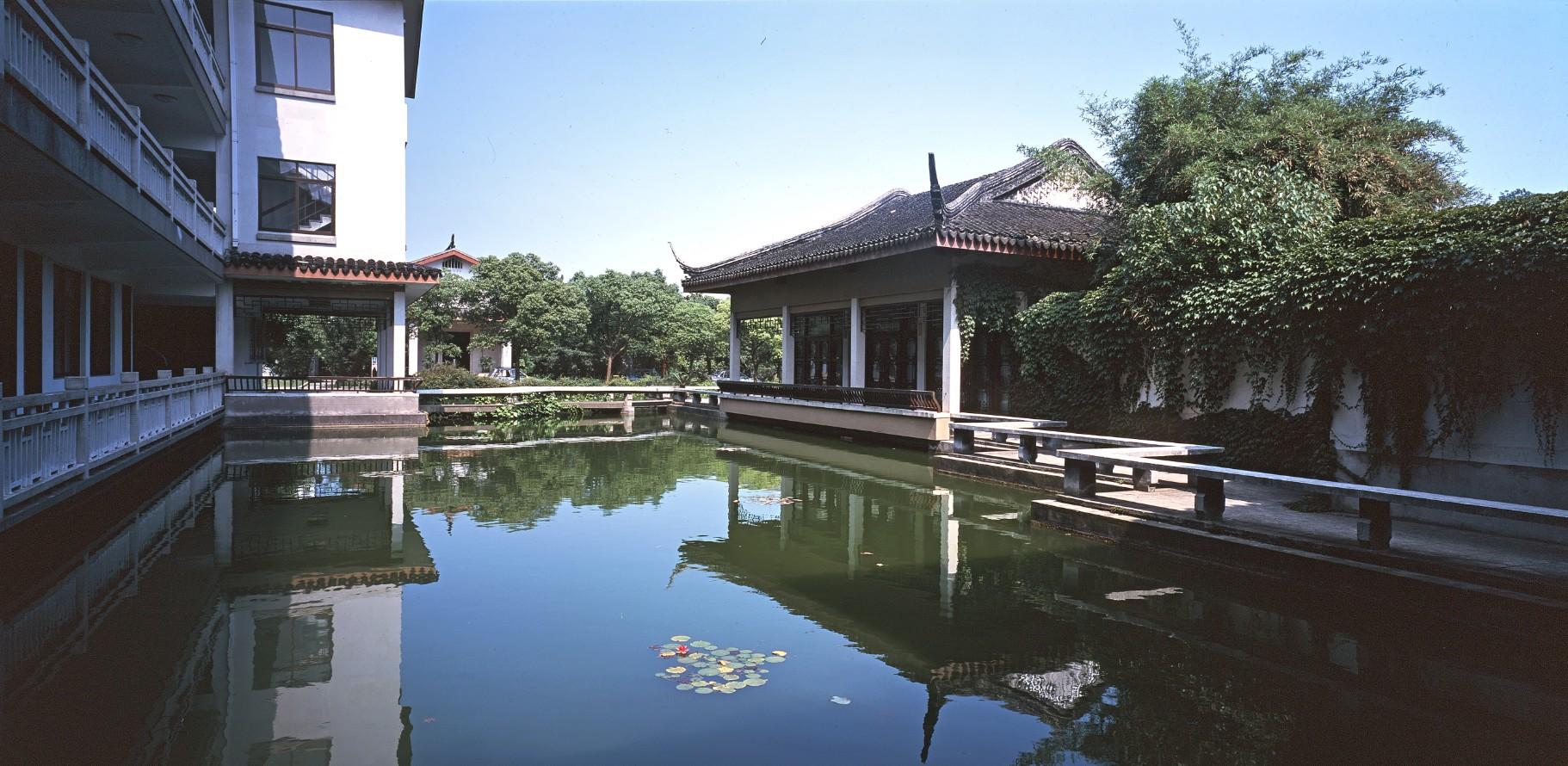 苏州美术学院(苏州艺术职业学院排名？)