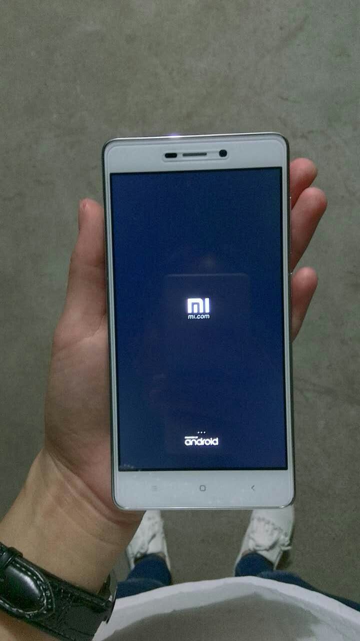 小米黑屏怎么恢复数据(小米手机黑屏怎么调成亮屏?)