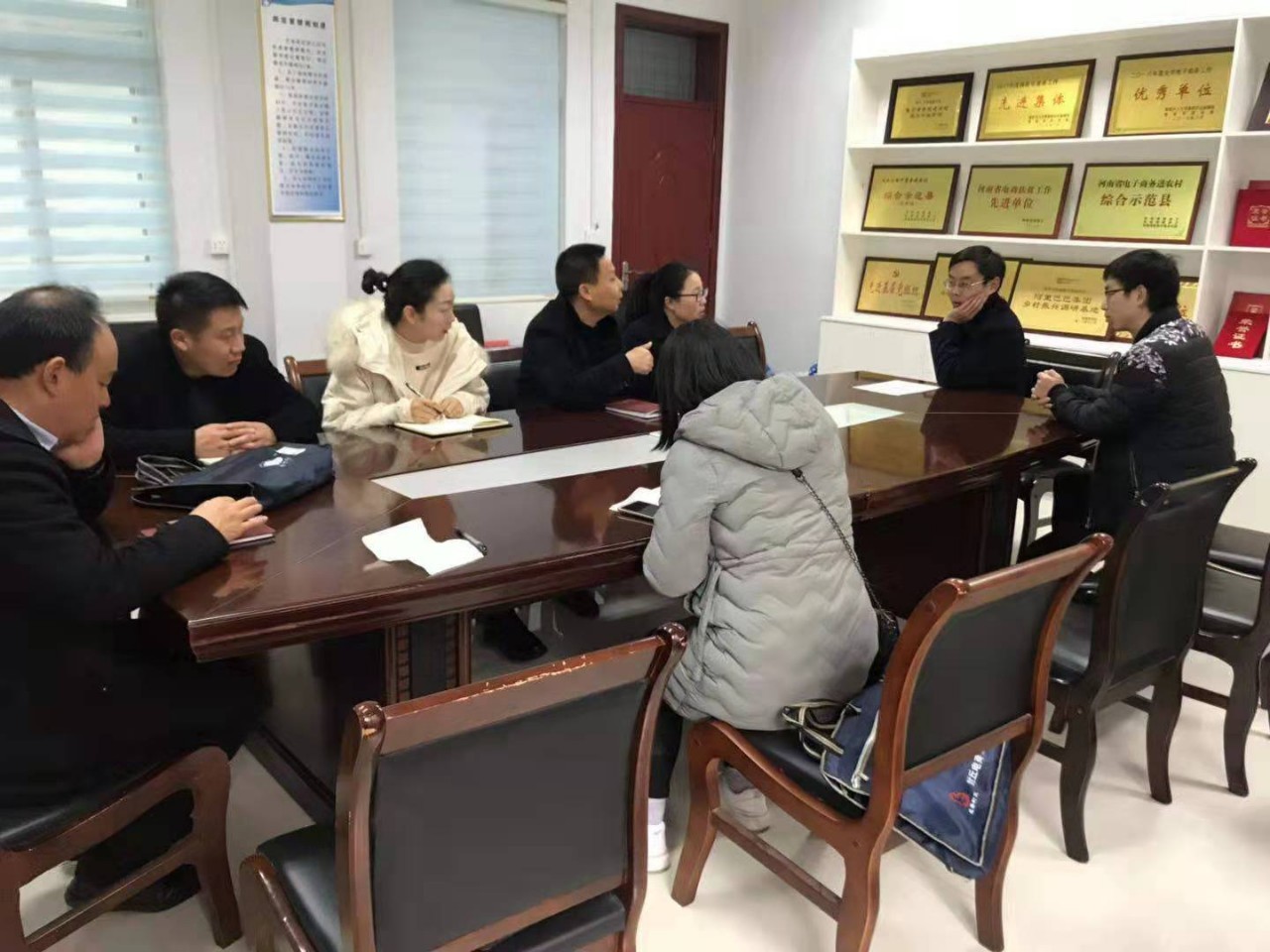 学的电子商务做什么工作好(电子商务都有哪些岗位？)