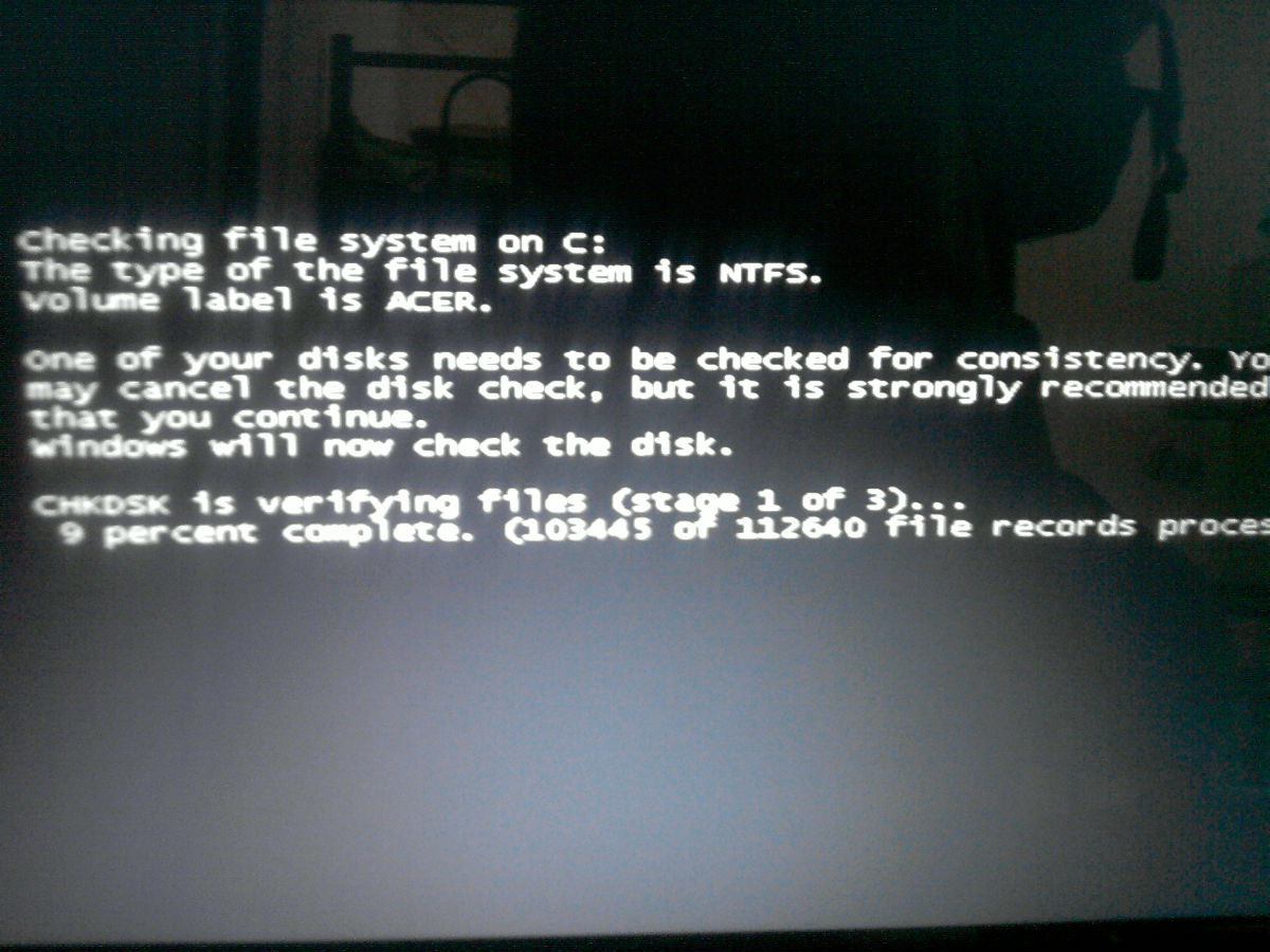 如何取消c盘数据开机恢复(电脑开机是出现一键备份恢复工具怎么处理？)