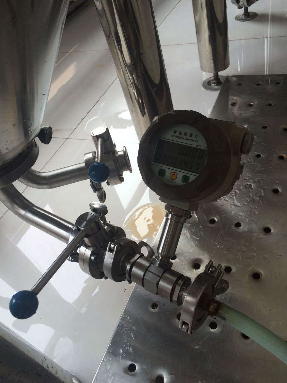 流量计清零了怎么恢复数据(污水处理厂进水流量计被清零后怎样恢复数据？)