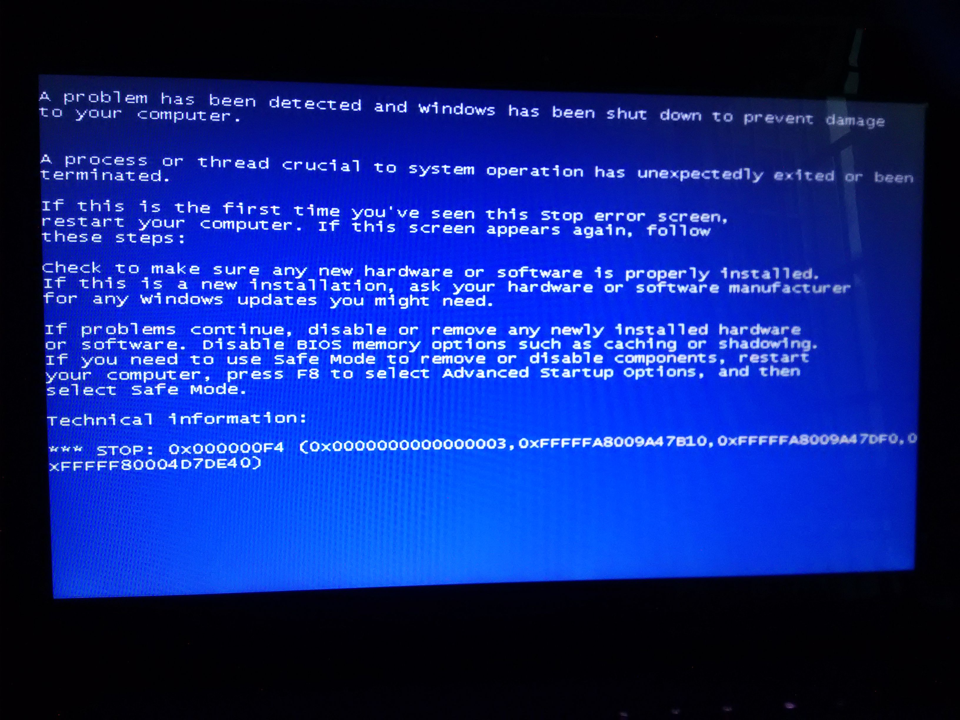 电脑蓝屏数据库没了怎么恢复(笔记本电脑出现蓝屏，鼠标消失咋办？)