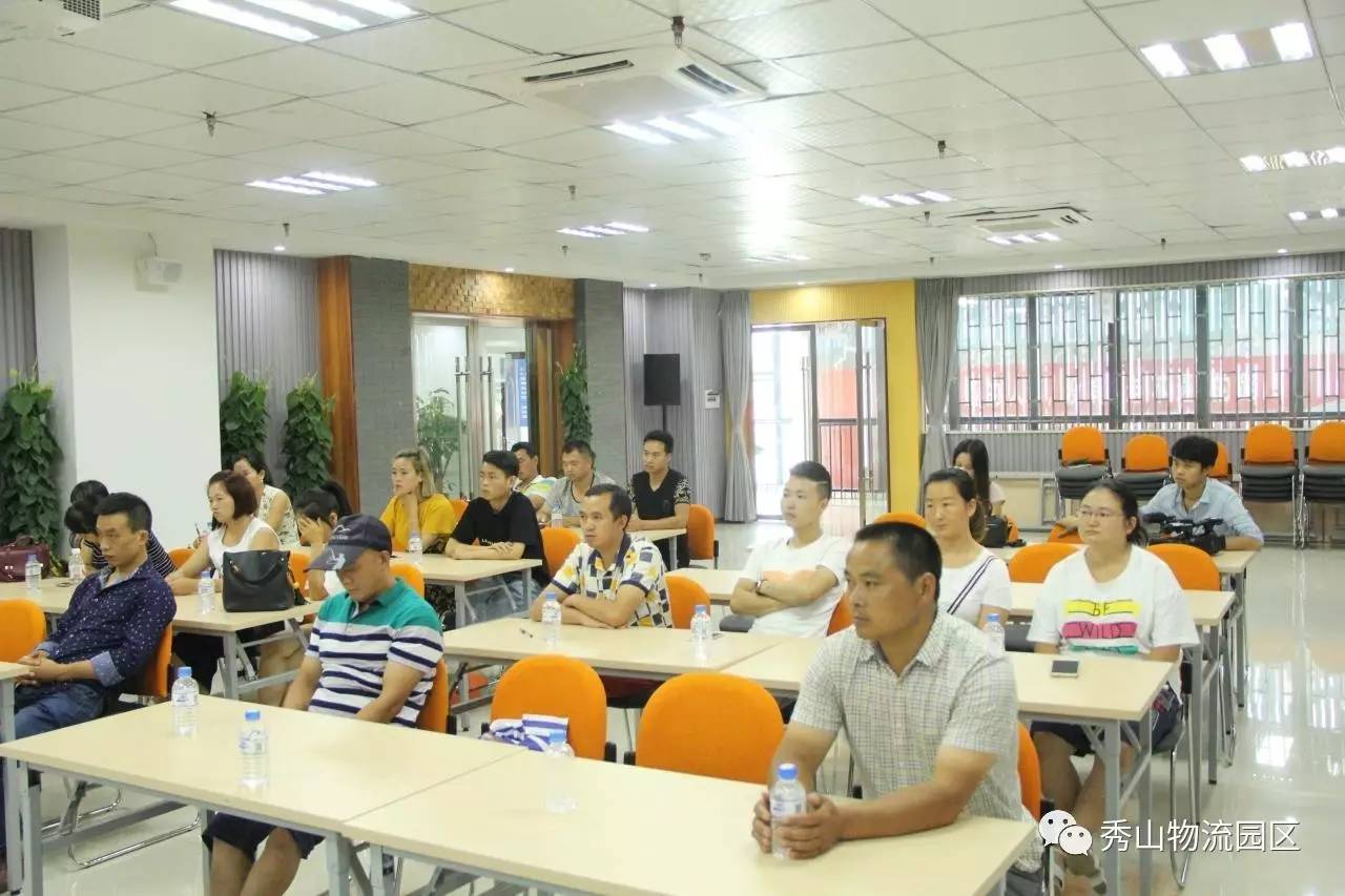 中专学的电子商务有必要吗(中专学电子商务有前途么？)
