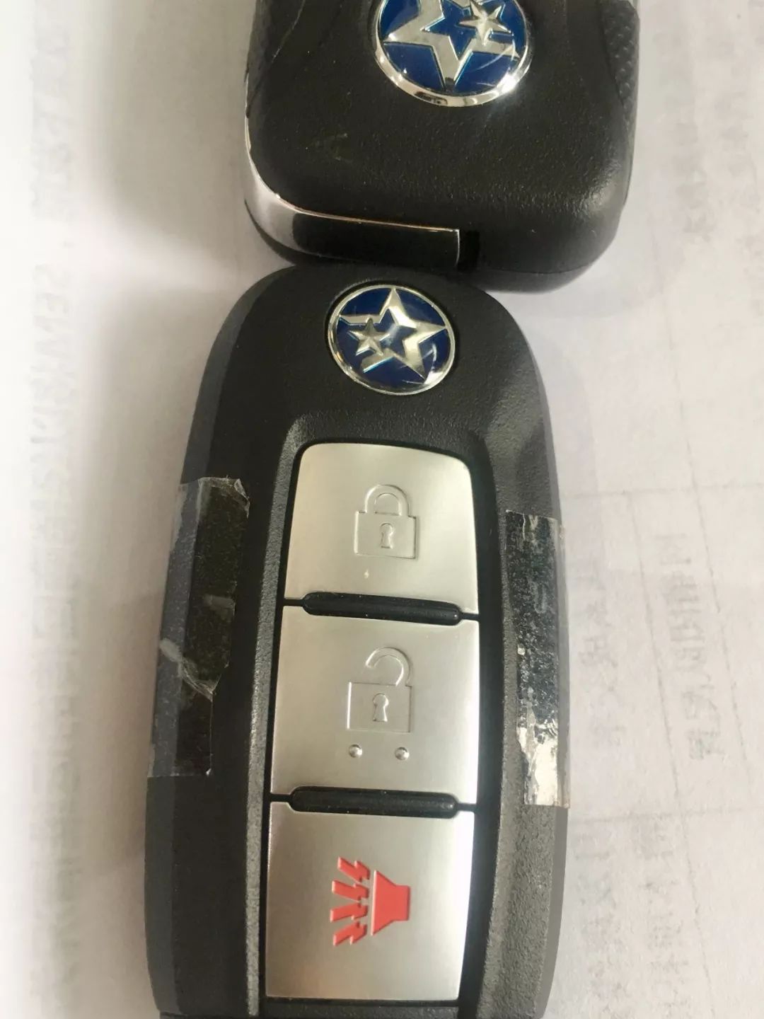 汽车钥匙恢复数据多少钱(汽车遥控器数据丢失怎么恢复？)