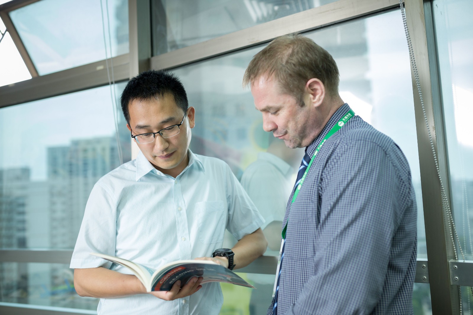 电子商务要英语口语吗吗(商务英语专业一定要出国吗？)