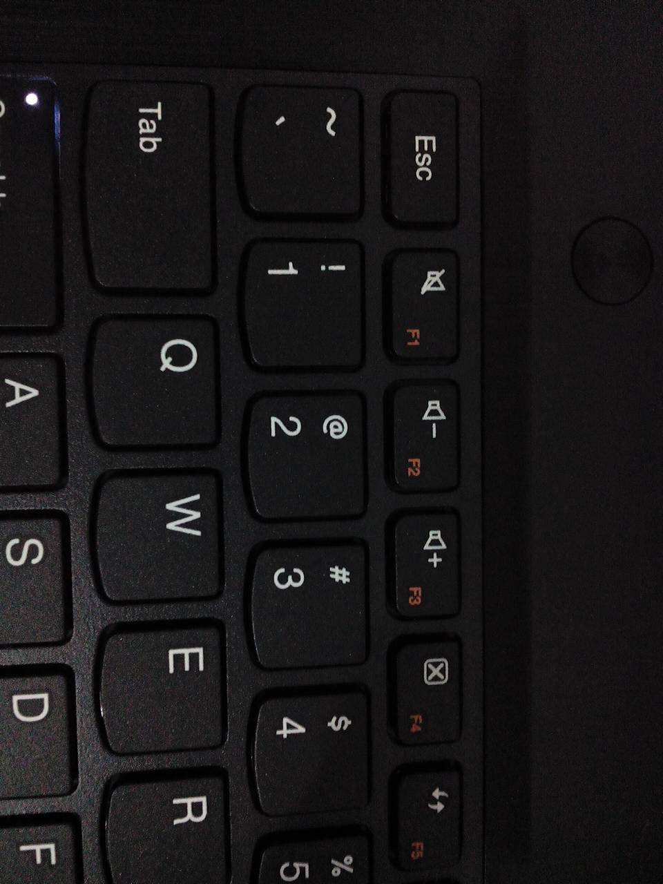 电脑怎样加上邮箱符号键(电脑键盘上的邮箱符号怎么点？)