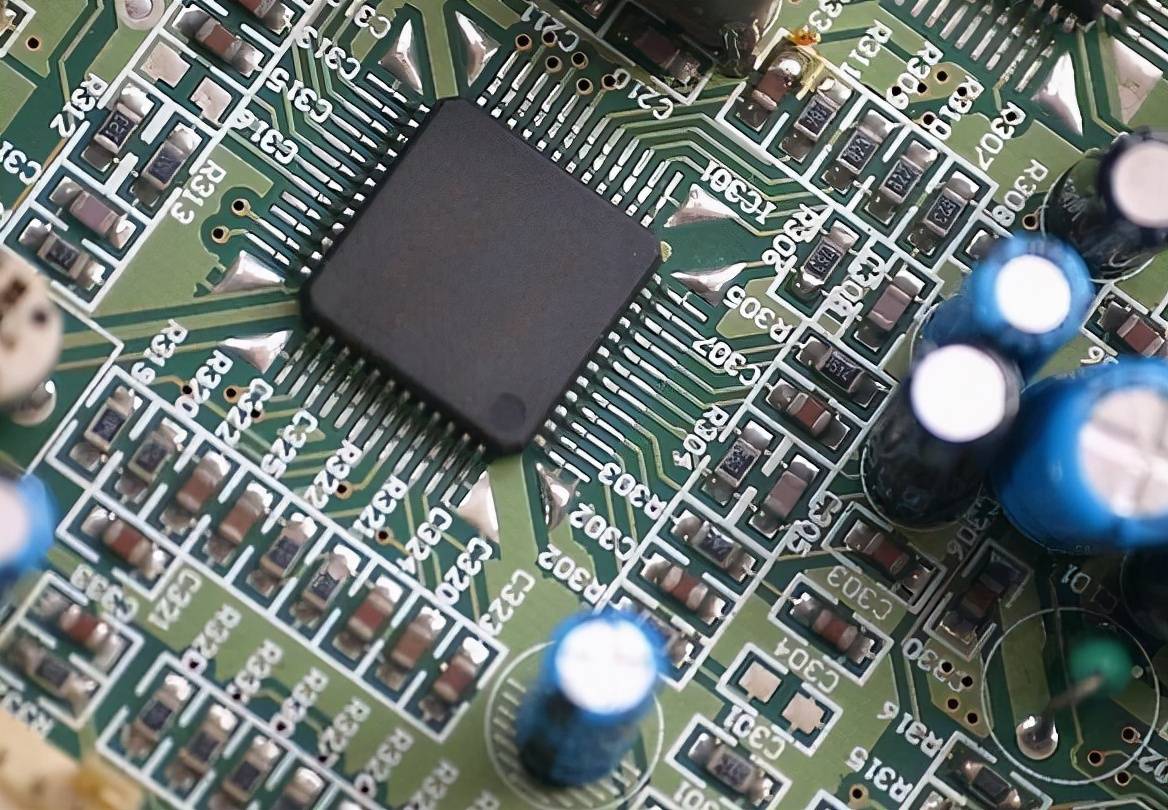 怎么清理集成电路数据恢复(集成灶蒸箱怎么清洗？)