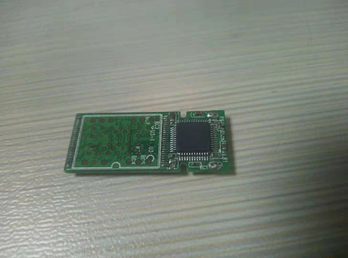 优盘头断了怎么恢复数据(u盘接口坏了怎么恢复数据？)