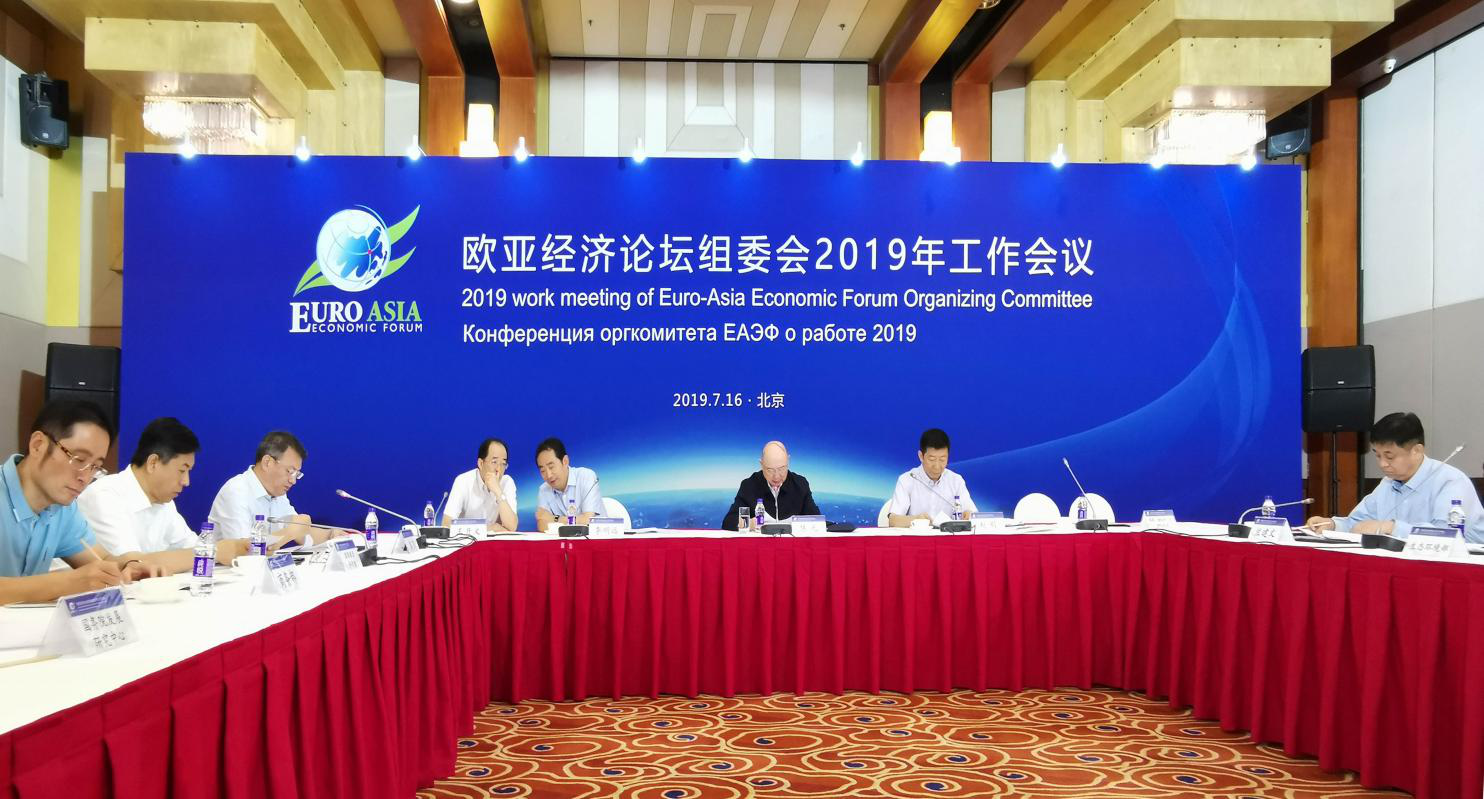 西安电子商务招生吗(华为公司直招的学校有哪几所？)
