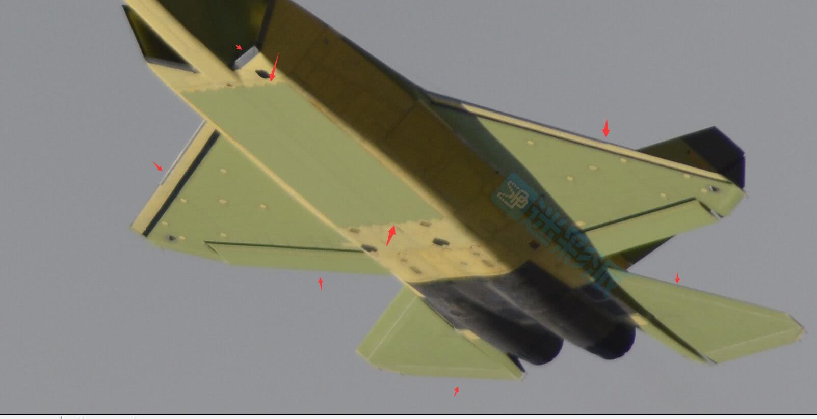 战斗机为什么要挂邮箱(为航空发动机加油的意义？)