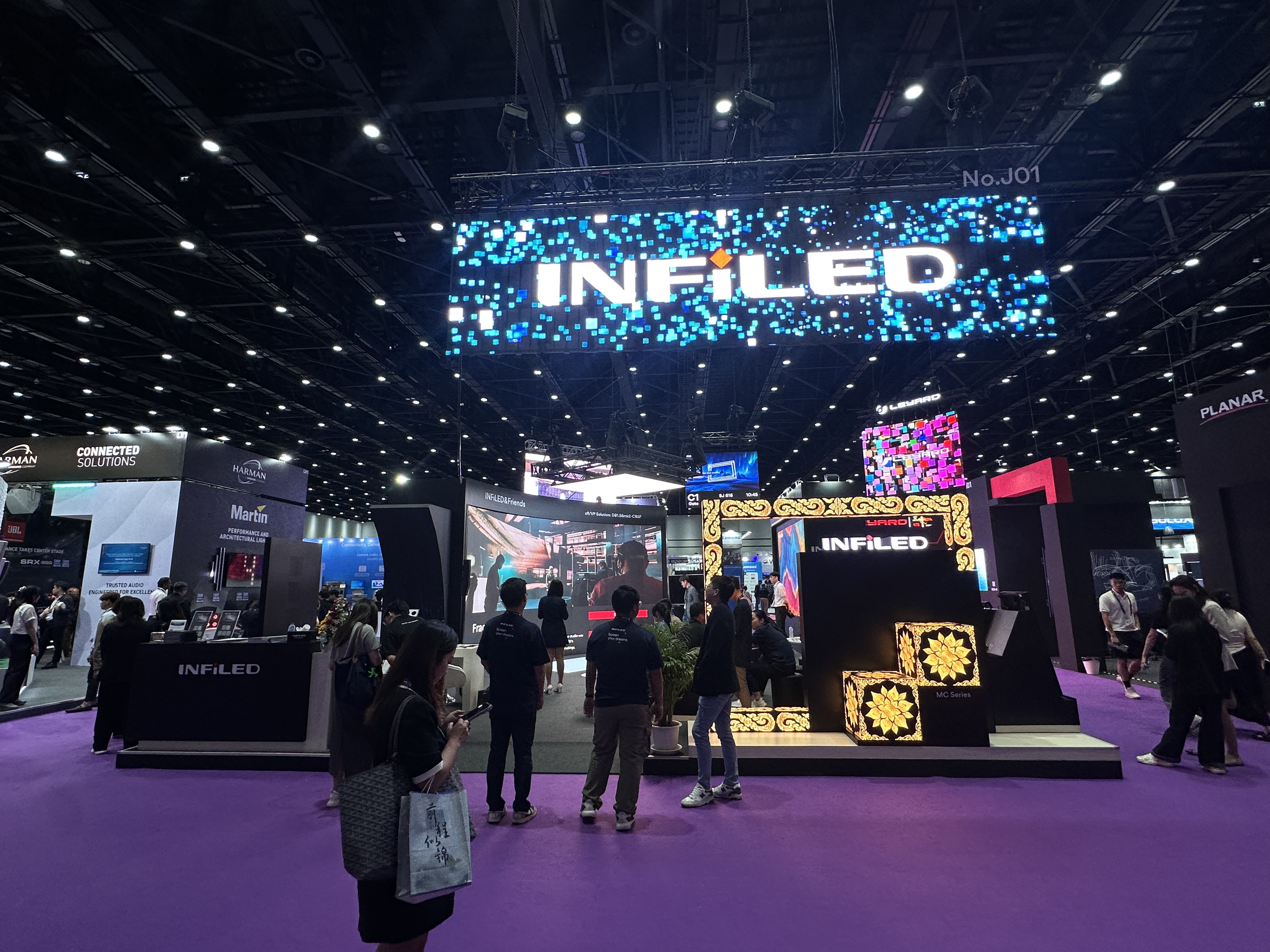 法国展会现场搭建