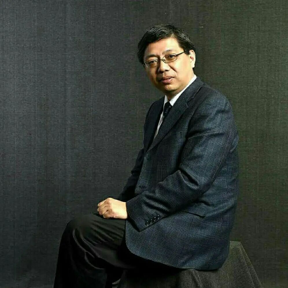 （知名经济学家巴曙松，图片源自巴曙松的微博）