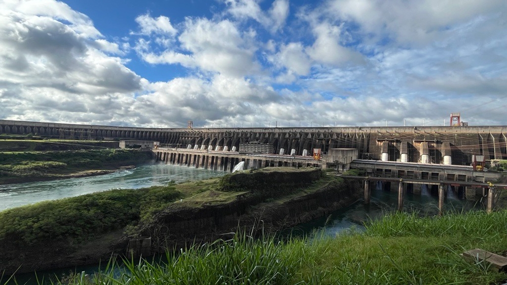 Photo: Itaipu Binacional, the world’s third largest hydroelectric dam located on the border between Brazil and Paraguay. Source: HKTDC Research Photo: Itaipu Binacional, the world’s third largest hydroelectric dam located on the border between Brazil and Paraguay. Source: HKTDC Research