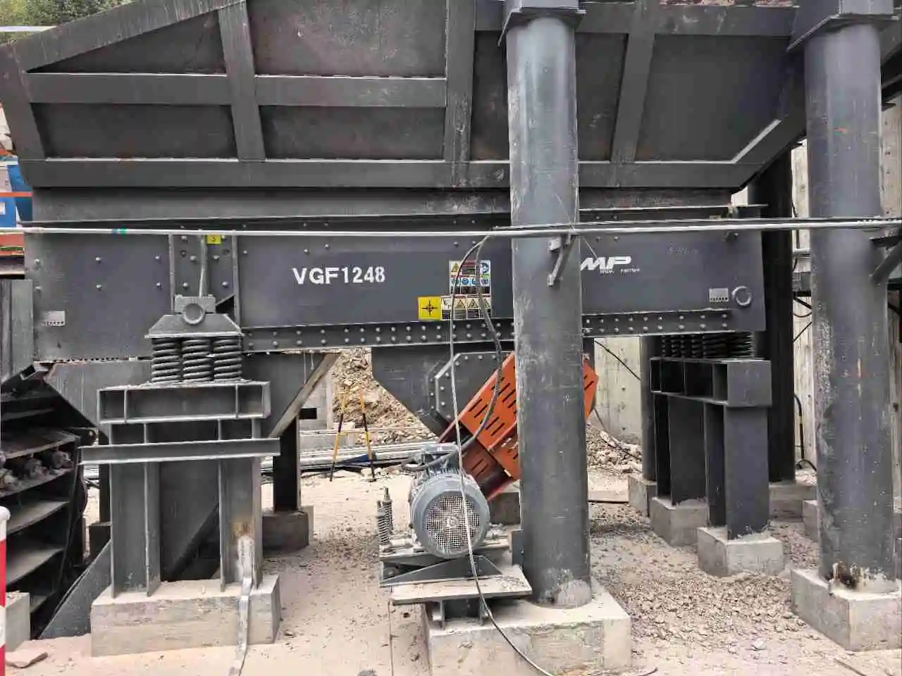 Grizzly Feeder VGF1248