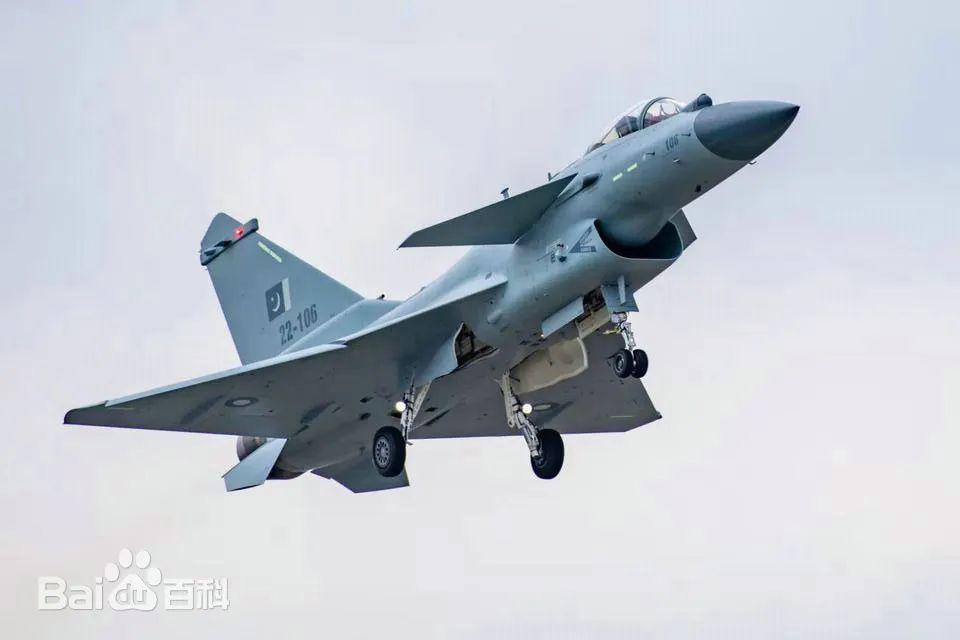 歼-10CE战斗机