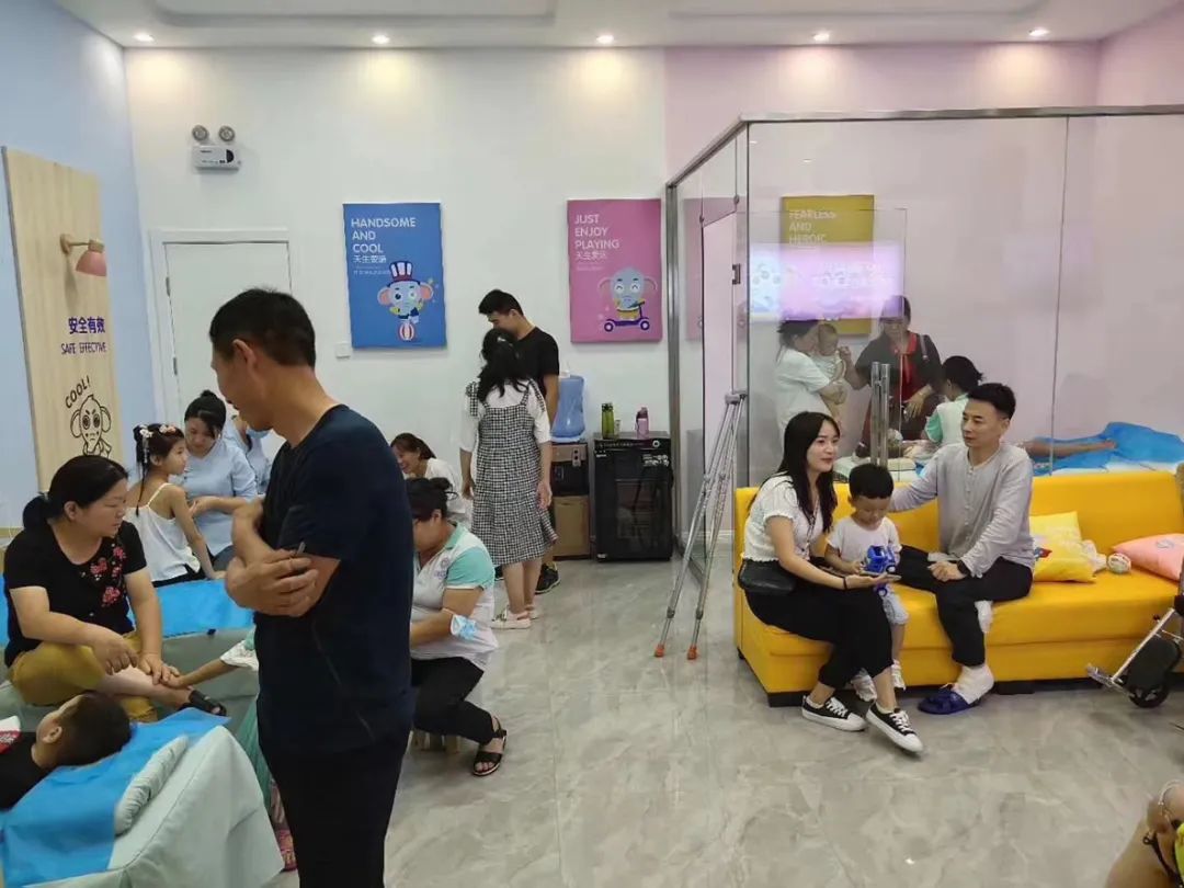 逸合祥小儿推拿连锁品牌,-,小儿推拿加盟，小儿推拿培训，小儿推拿连锁